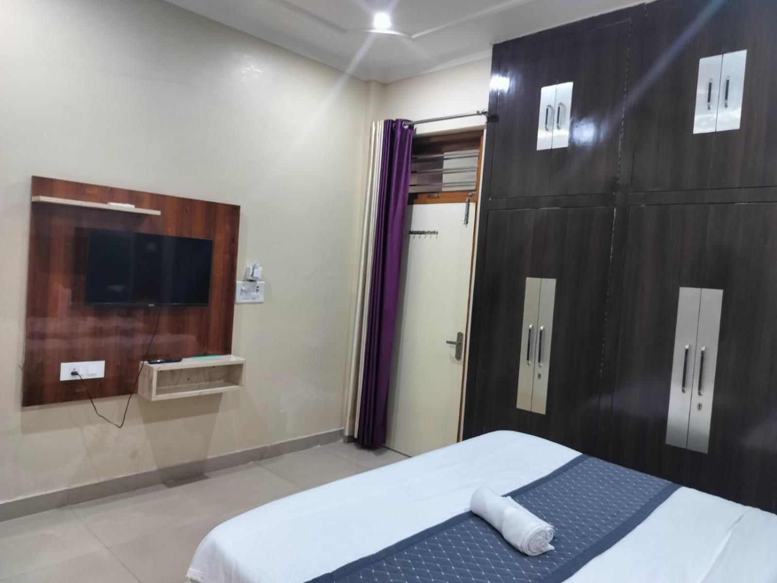 The Five Dimension Apartment Agra  Exterior photo